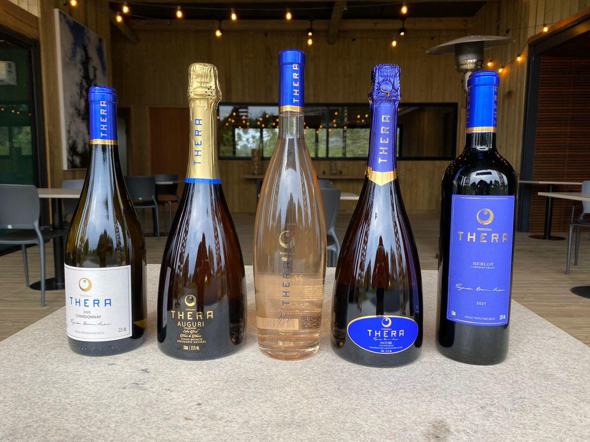 Vinhos e espumantes pontuados da Vinícola Thera estampam o Adega Brasil Guia de Vinhos
