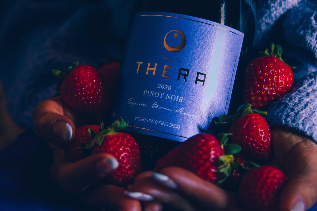 Thera Pinot Noir está na disputa pelo título de melhor vinho tinto do ano